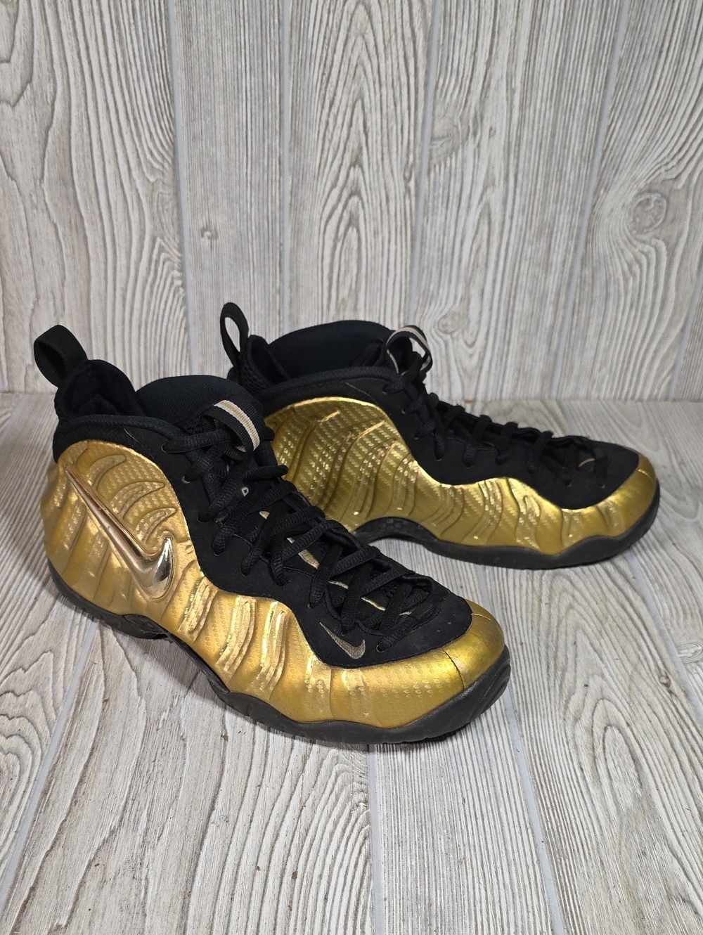 Nike Air Foamposite Pro Metallic Gold Sneakers Mens Size 10